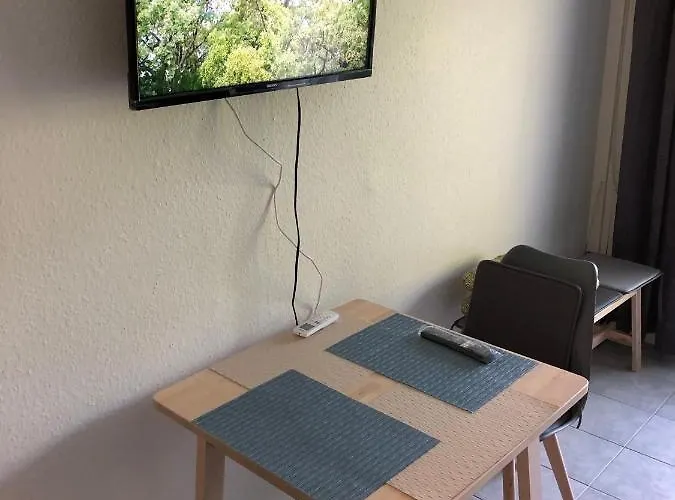 Hatszel * 巴拉顿菲赖德